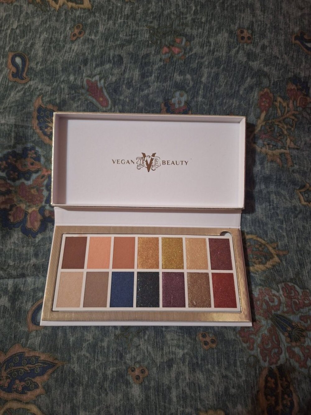 KVD Vegan Beauty Edge of Reality Eyeshadow Palette BNIB